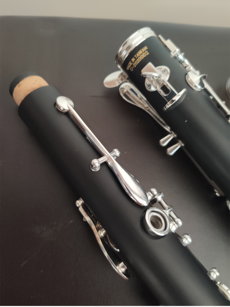 Syrinx SCL302 Student Bb with Yamaha 4C Mouthpiece Leisure